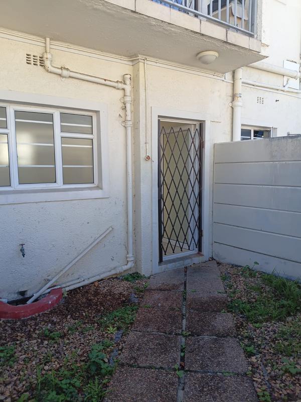 To Let 1 Bedroom Property for Rent in Plumstead Western Cape